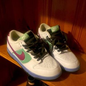 Nike Dunks